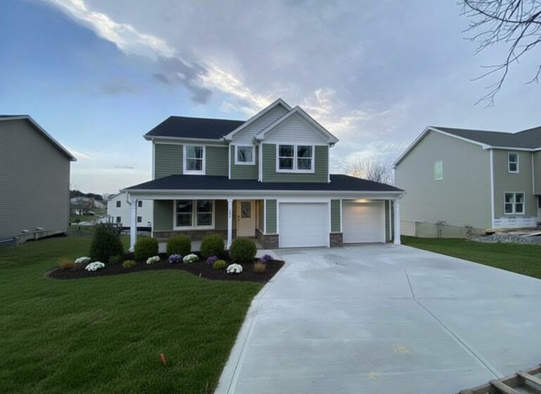 912 Eastern Ave., Bellefontaine, OH 43311